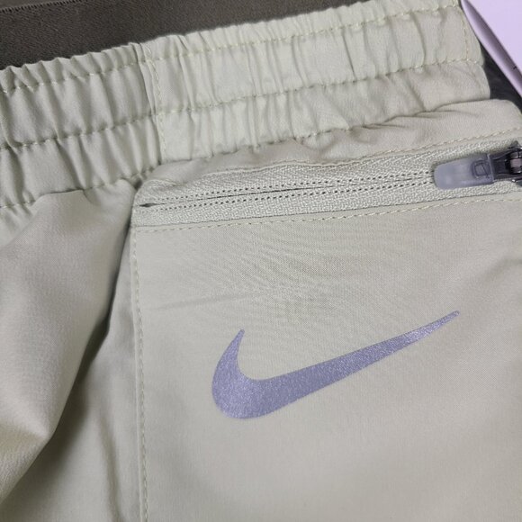 Nike Women's X-Small Dri-FIT Tempo Luxe 5" Running Shorts CZ9576-371 $40 NEW - Picture 3 of 8